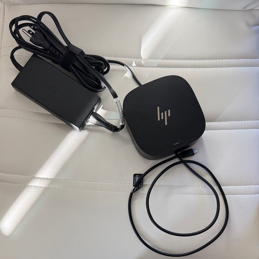 HP USB-C Dock G5 with power cord